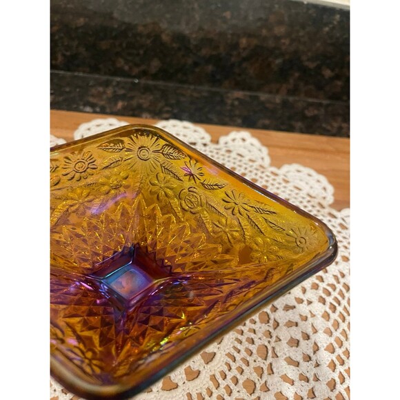 Vintage Indiana Carnival Glass Diamond shaped Candy Dish - Picture 8 of 9